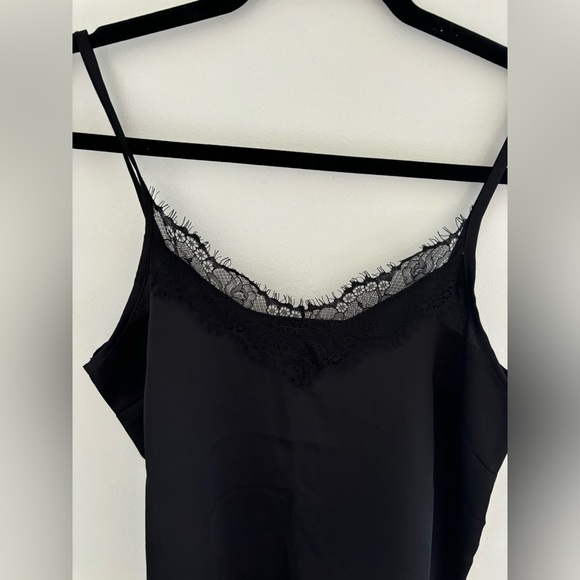 NWT Lipsy London Lace Trim Satin Cami - Picture 4 of 4